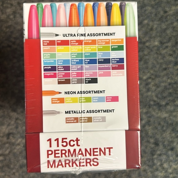 SHARPIE The Ultimate Collection New never open - Picture 2 of 3